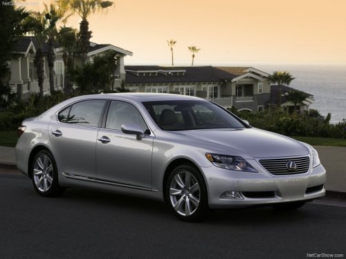 Lexus LS